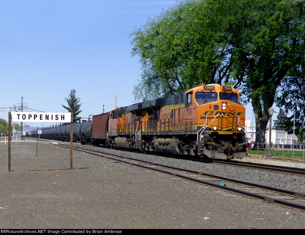 BNSF 7909 East